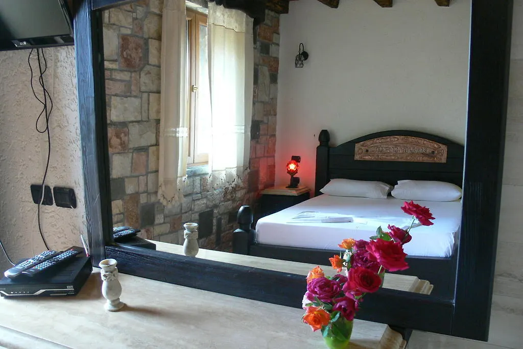 Hotel Sarajet E Pashait 1 Dhërmi Albanien