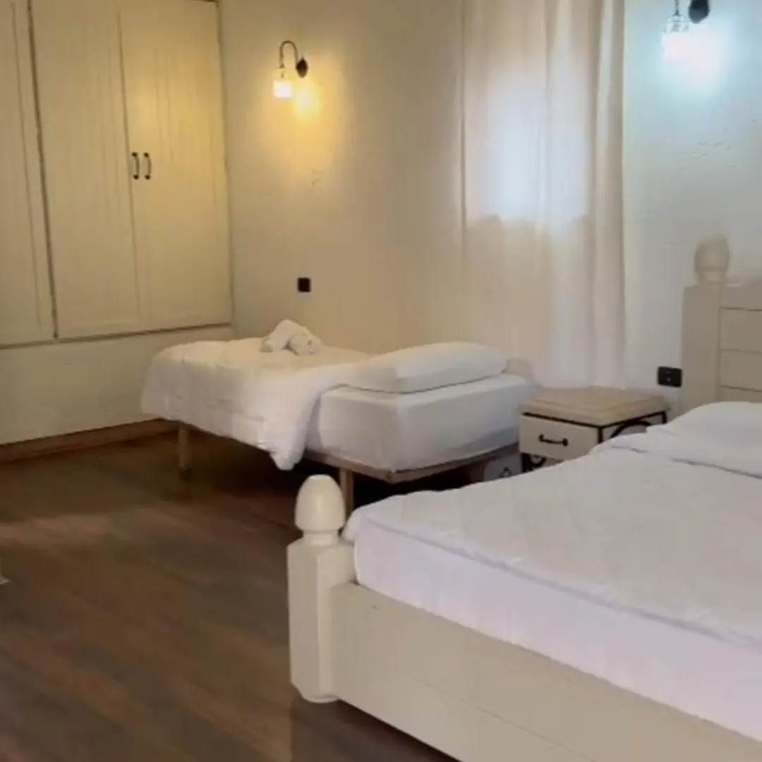 Hotel Sarajet E Pashait 1 Dhermi 4*,