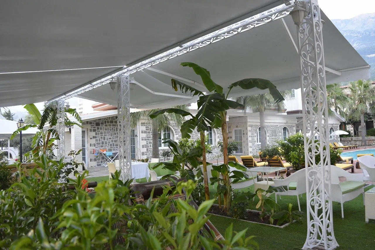 Hotel Sarajet E Pashait 1 Dhermi 4*,  Albania