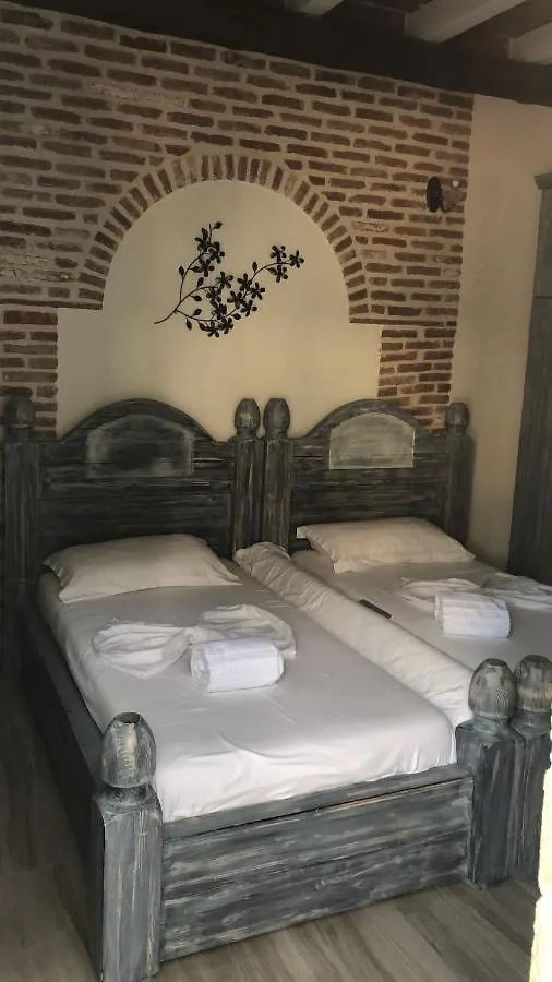Hotel Sarajet E Pashait 1 Dhërmi